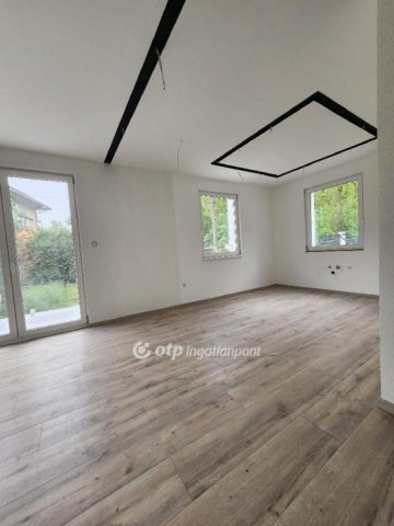 Eladó ikerház, Budapesten, XVII. kerületben 134.99 M Ft, 4 szobás
