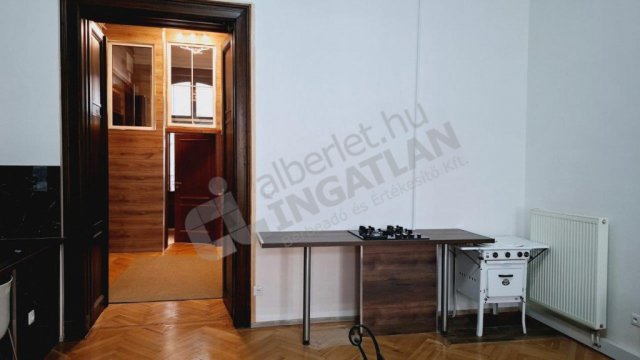 Kiadó téglalakás, albérlet, Budapesten, VIII. kerületben