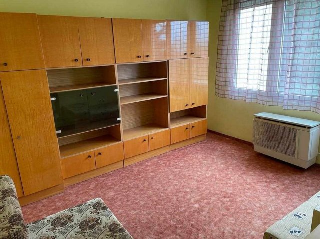 Eladó téglalakás, Egerben 46 M Ft, 2 szobás
