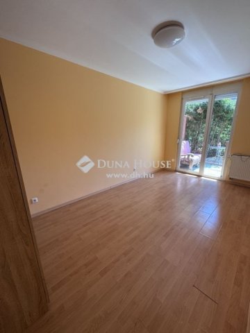Eladó téglalakás, Budapesten, XVIII. kerületben 59.99 M Ft