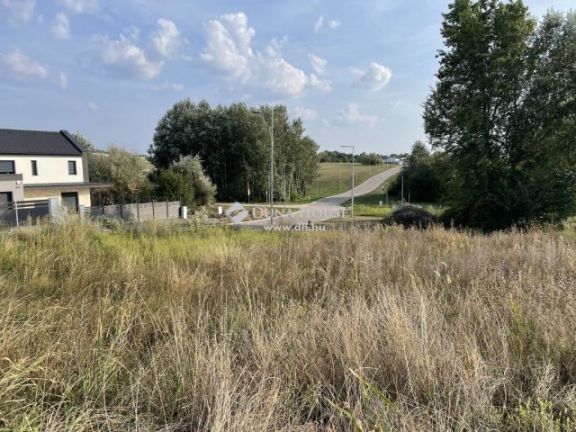 Eladó telek, Biatorbágyon 88 M Ft / költözzbe.hu