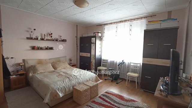 Eladó családi ház, Jászfényszarun 36.9 M Ft, 3 szobás