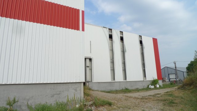 Eladó ipari ingatlan, Szigetszentmiklóson 800 M Ft