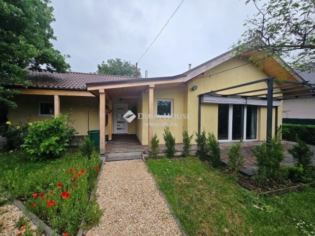 Eladó családi ház, Diósdon 109 M Ft, 2+3 szobás