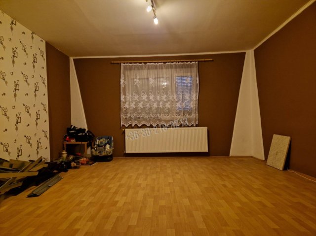 Eladó családi ház, Bekölcén 15.5 M Ft, 3 szobás