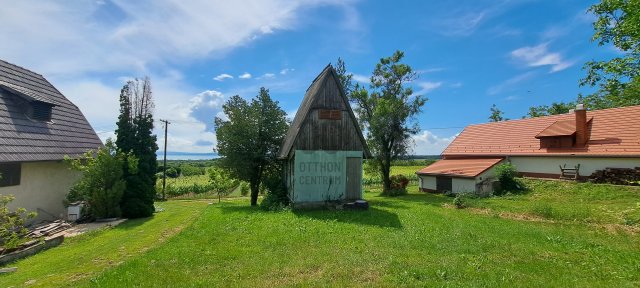 Eladó nyaraló, Tagyonon 29.9 M Ft, 1 szobás