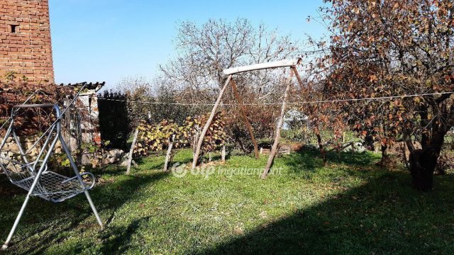 Eladó családi ház, Orfűn 44.9 M Ft, 3 szobás