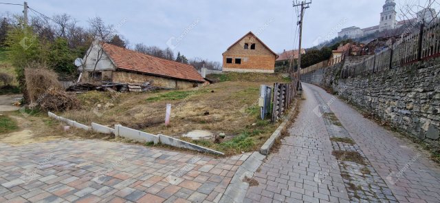 Eladó telek, Pannonhalmán 27 M Ft / költözzbe.hu