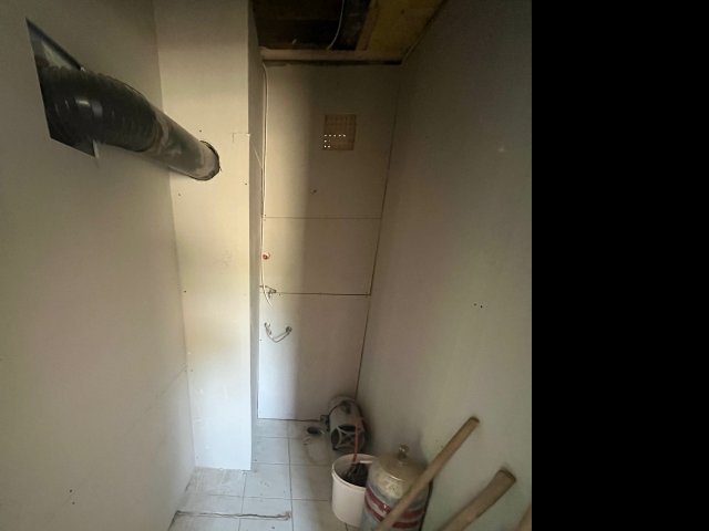 Eladó iroda, Mályin 39 M Ft, 4 szobás / költözzbe.hu