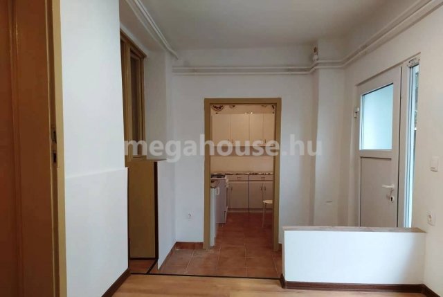 Kiadó téglalakás, albérlet, Budaörsön 220 E Ft / hó, 2 szobás
