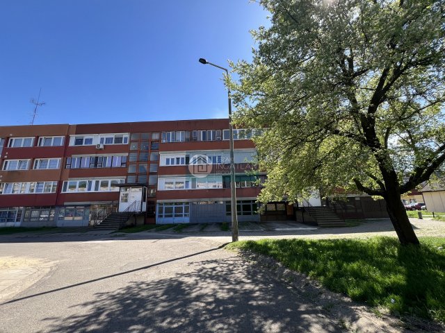 Eladó panellakás, Putnokon 11.9 M Ft, 2 szobás