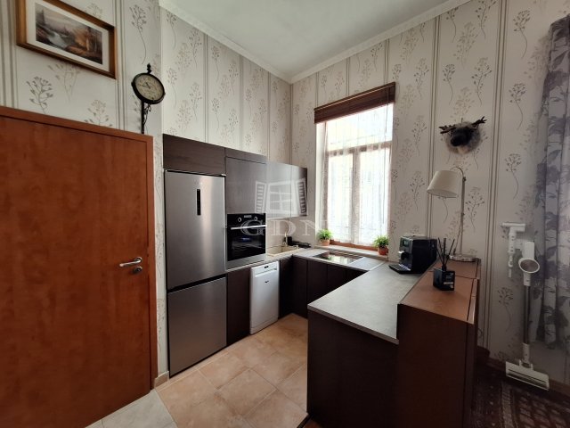Eladó téglalakás, Budapesten, VI. kerületben 64.99 M Ft