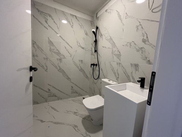Eladó téglalakás, Budapesten, I. kerületben 73.9 M Ft, 1 szobás