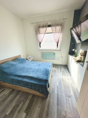 Eladó családi ház, Budapesten, XIX. kerületben 50 M Ft, 4 szobás