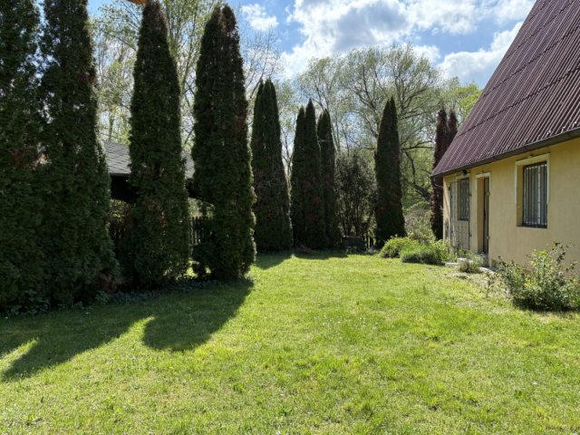 Eladó családi ház, Diósjenőn 64.9 M Ft, 6 szobás