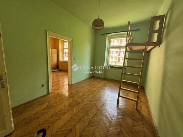 Eladó téglalakás, Budapesten, XIII. kerületben 100 M Ft