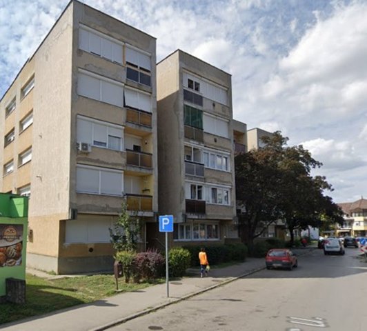 Eladó téglalakás, Szigetváron 20 M Ft, 2 szobás