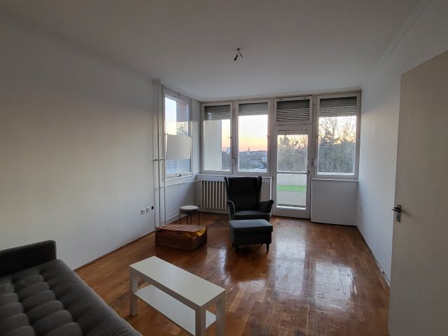 Eladó panellakás, Budapesten, XV. kerületben 64 M Ft, 2 szobás