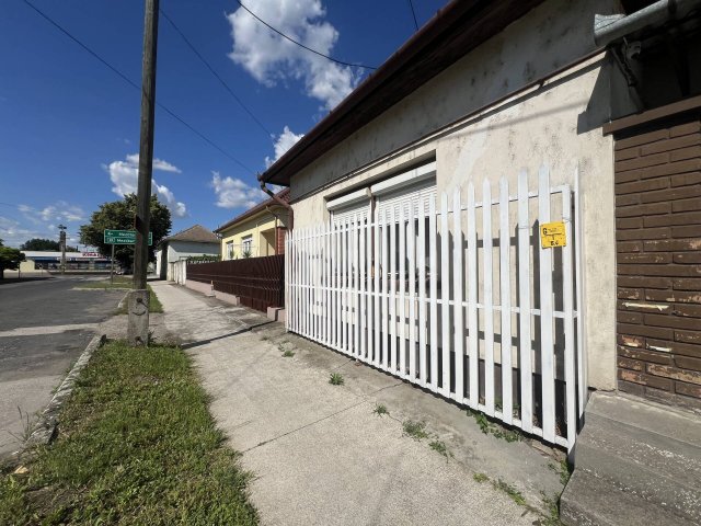 Eladó családi ház, Gyomaendrődön 17.5 M Ft, 3 szobás