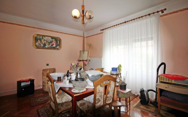 Eladó téglalakás, Dombóváron 16.9 M Ft, 3 szobás