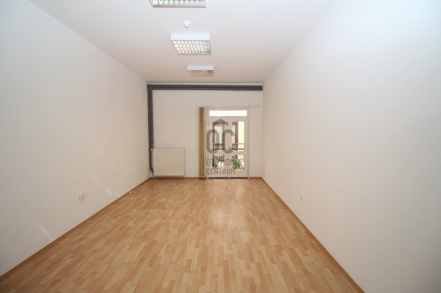 Kiadó iroda, Budapesten, IV. kerületben 156 E Ft / hó