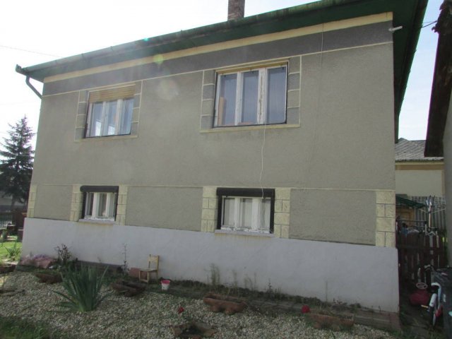 Eladó családi ház, Bükkszenterzsébeten 17.5 M Ft, 5+1 szobás