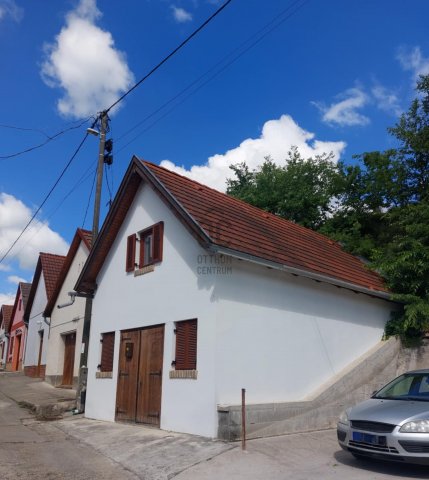 Eladó mezogazdasagi ingatlan, Szekszárdon 20.9 M Ft, 2 szobás