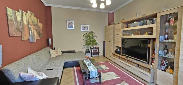 Eladó családi ház, Budapesten, X. kerületben 85 M Ft, 2 szobás