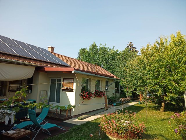 Eladó családi ház, Érden 69.9 M Ft, 2 szobás