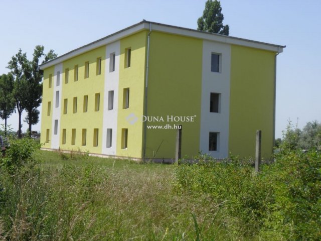 Eladó ipari ingatlan, Foktőn 98 M Ft / költözzbe.hu