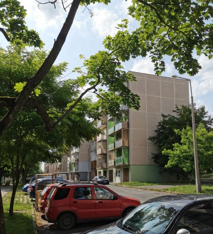 Eladó panellakás, Miskolcon 33.5 M Ft, 3 szobás