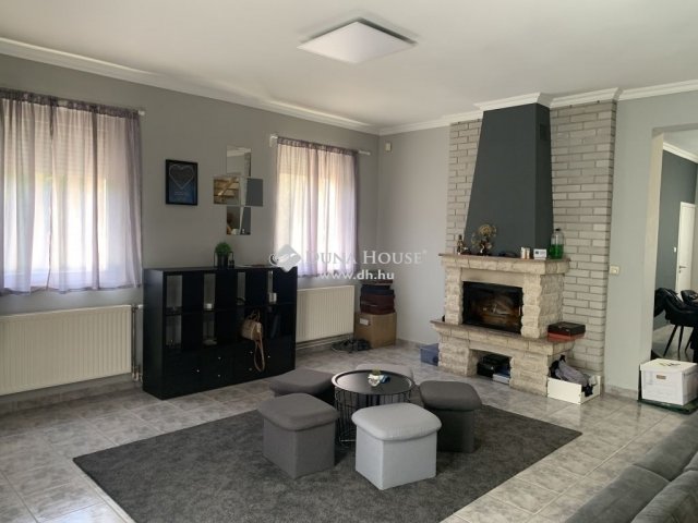 Eladó családi ház, Fóton 159 M Ft, 5 szobás