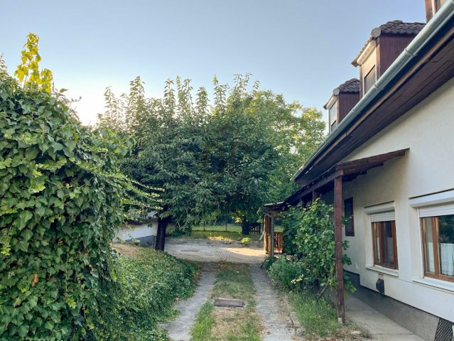 Eladó családi ház, Balatonkenesén 99.5 M Ft, 4 szobás