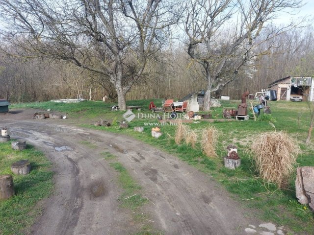 Eladó mezogazdasagi ingatlan, Ócsán 63.5 M Ft, 2 szobás