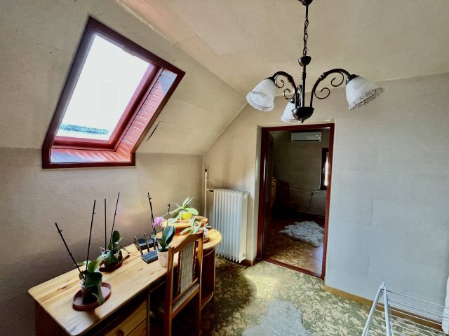 Eladó családi ház, Abonyban 59.9 M Ft, 5 szobás