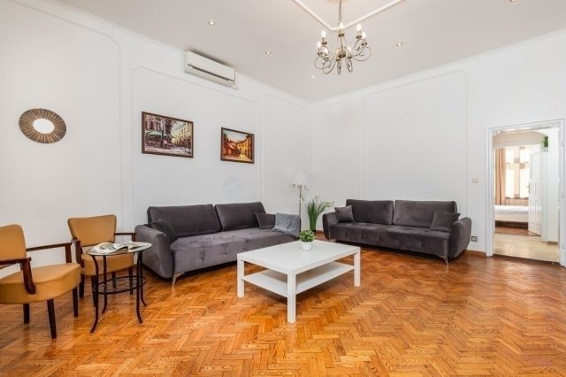 Eladó téglalakás, Budapesten, VI. kerületben 199.9 M Ft