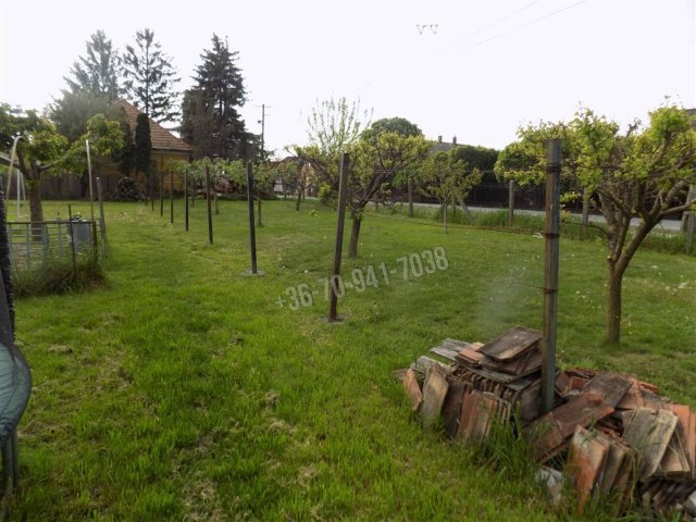 Eladó családi ház, Győrújfalun 48 M Ft, 2 szobás