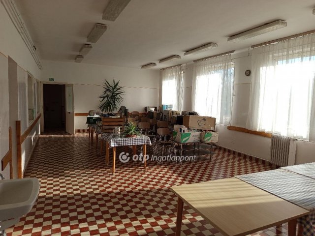 Eladó ipari ingatlan, Szarvason 489 M Ft / költözzbe.hu