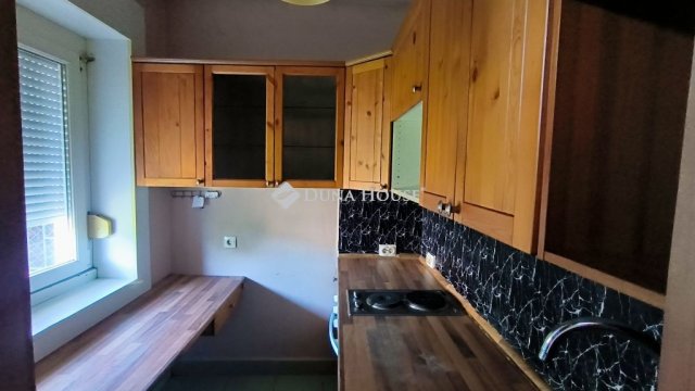 Eladó téglalakás, Budapesten, XXI. kerületben 40.5 M Ft