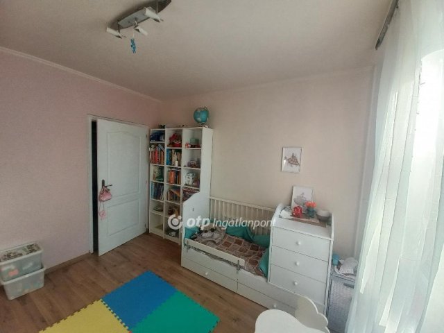 Eladó panellakás, Budapesten, XV. kerületben 77.9 M Ft