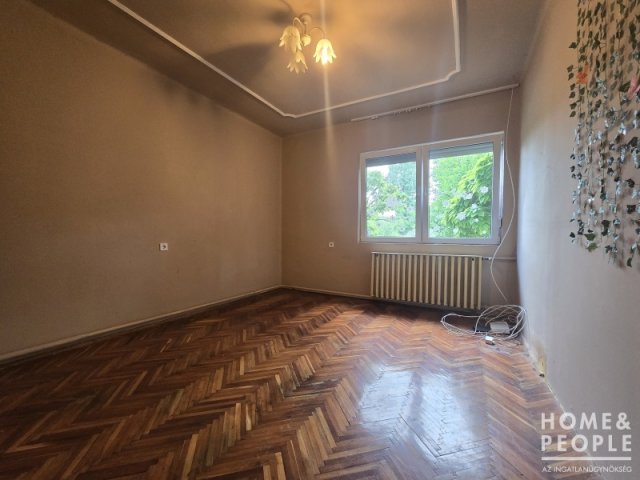 Eladó családi ház, Makón 32.999 M Ft, 3 szobás