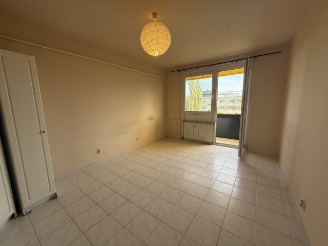 Eladó panellakás, Budapesten, XV. kerületben 44.9 M Ft
