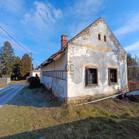 Eladó családi ház, Nagykanizsán 6.49 M Ft, 1 szobás