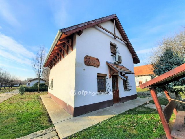 Eladó hotel, Szentesen 117 M Ft / költözzbe.hu