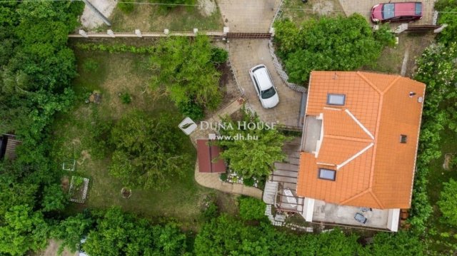 Eladó családi ház, Szentendrén 159 M Ft, 4 szobás