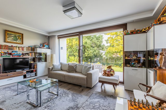 Eladó téglalakás, Budapesten, III. kerületben 189.9 M Ft