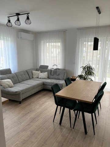 Eladó sorház, Szombathelyen 87.9 M Ft, 4 szobás