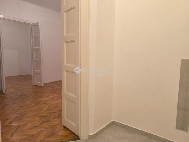 Eladó téglalakás, Budapesten, IX. kerületben 101 M Ft, 2 szobás