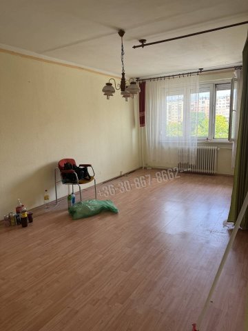 Eladó panellakás, Dunaújvárosban 26 M Ft, 2 szobás