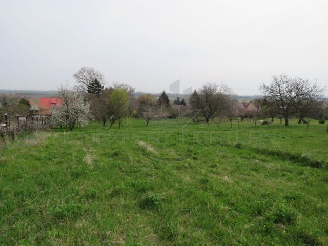 Eladó ikerház, Győrött 69.5 M Ft, 4 szobás